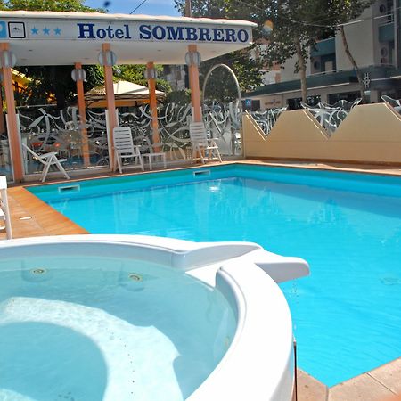רימיני Hotel Sombrero מראה חיצוני תמונה